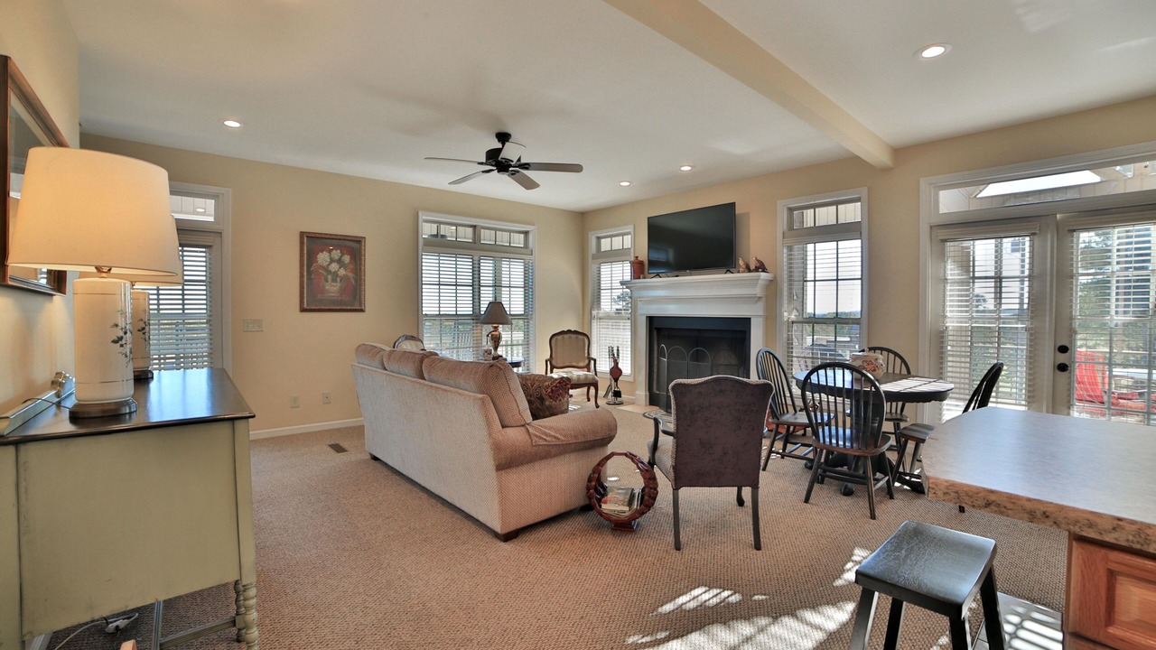 Photo of Livingroom in Ranburne