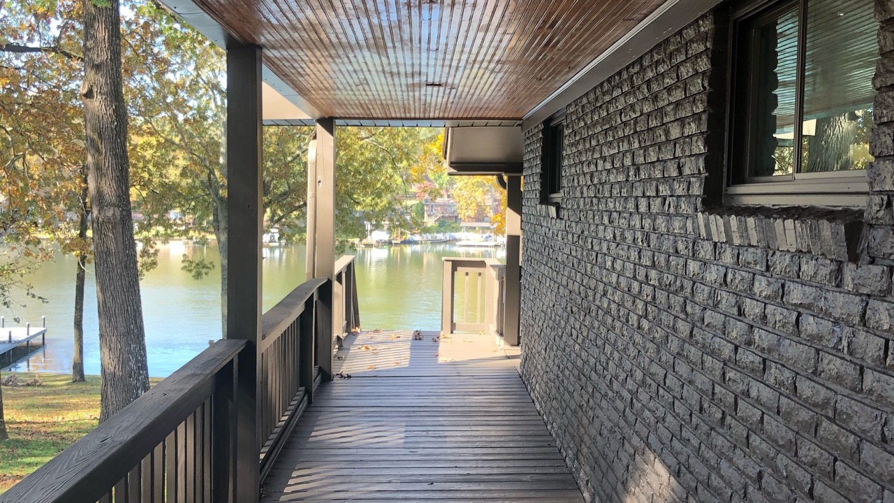 Photo of Patio Balcony in Muscle Shoals