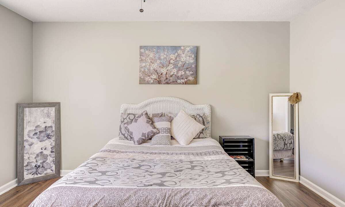 Photo of Bedroom in Alexander City
