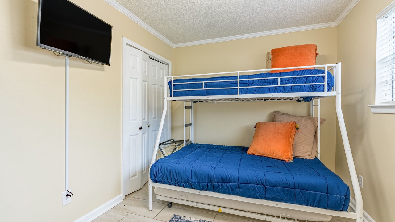 Photo of Bedroom in Dauphin Island