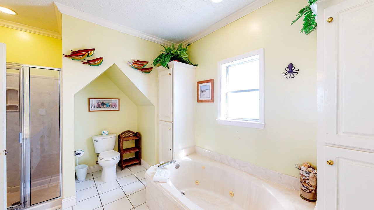 Photo of Bathroom in Dauphin Island