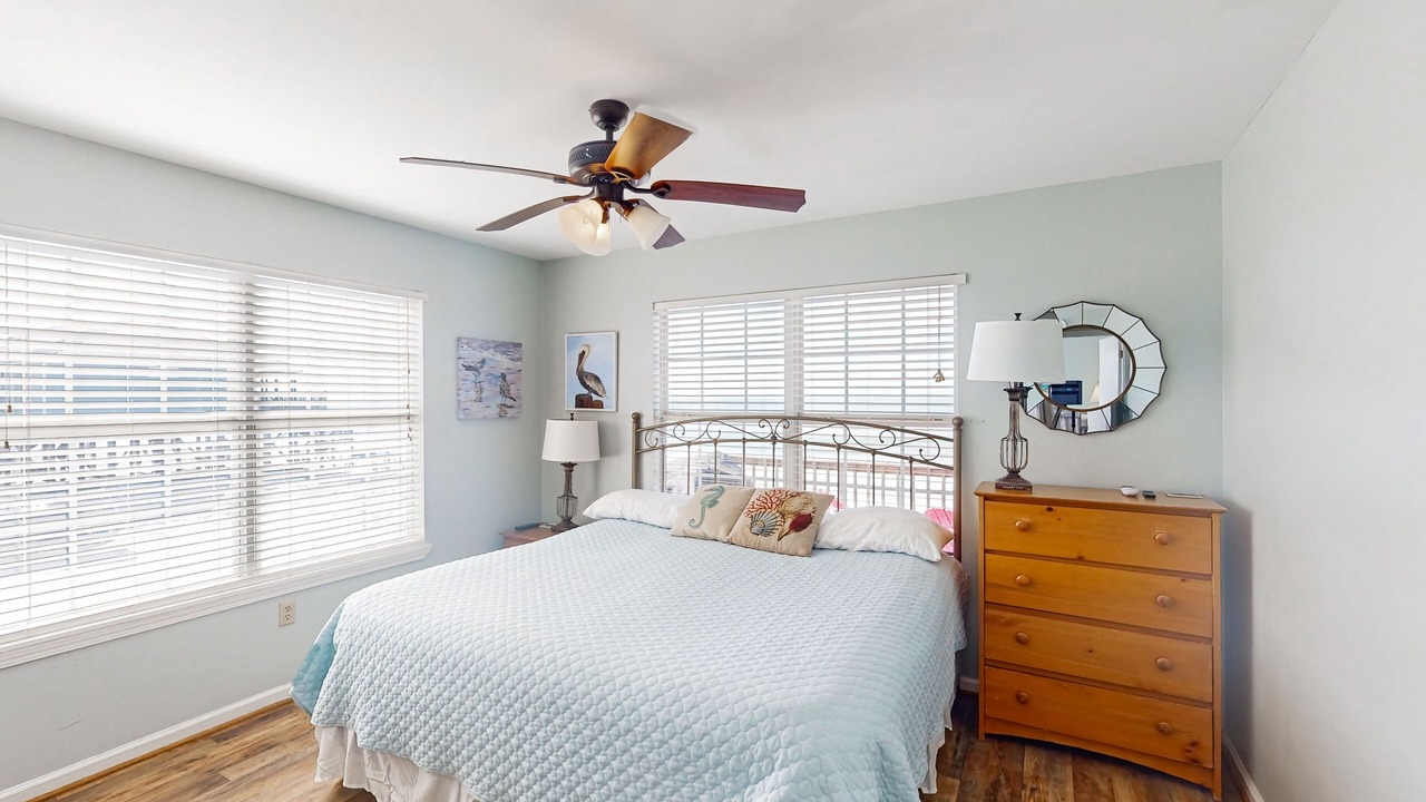 Photo of Bedroom in Dauphin Island