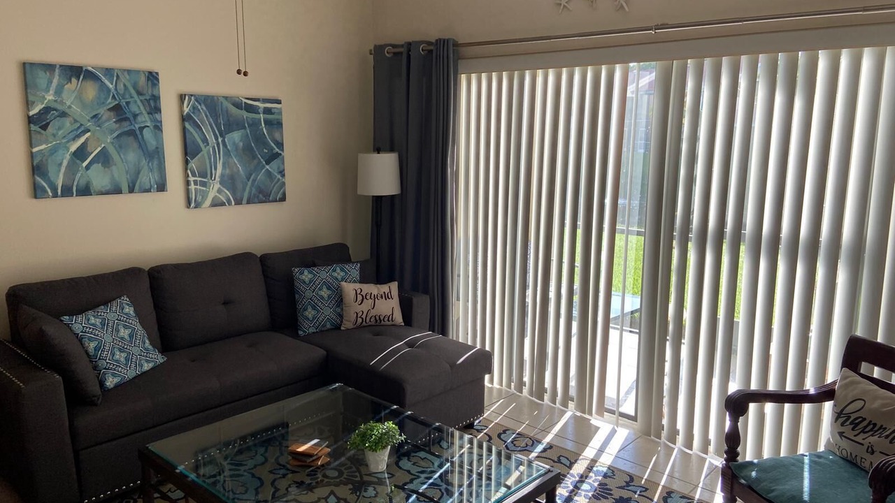 Photo of Livingroom in Grey Oaks