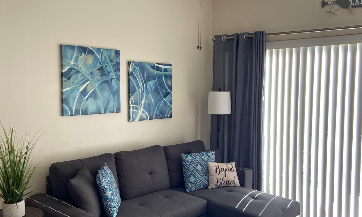 Photo of Livingroom in Grey Oaks