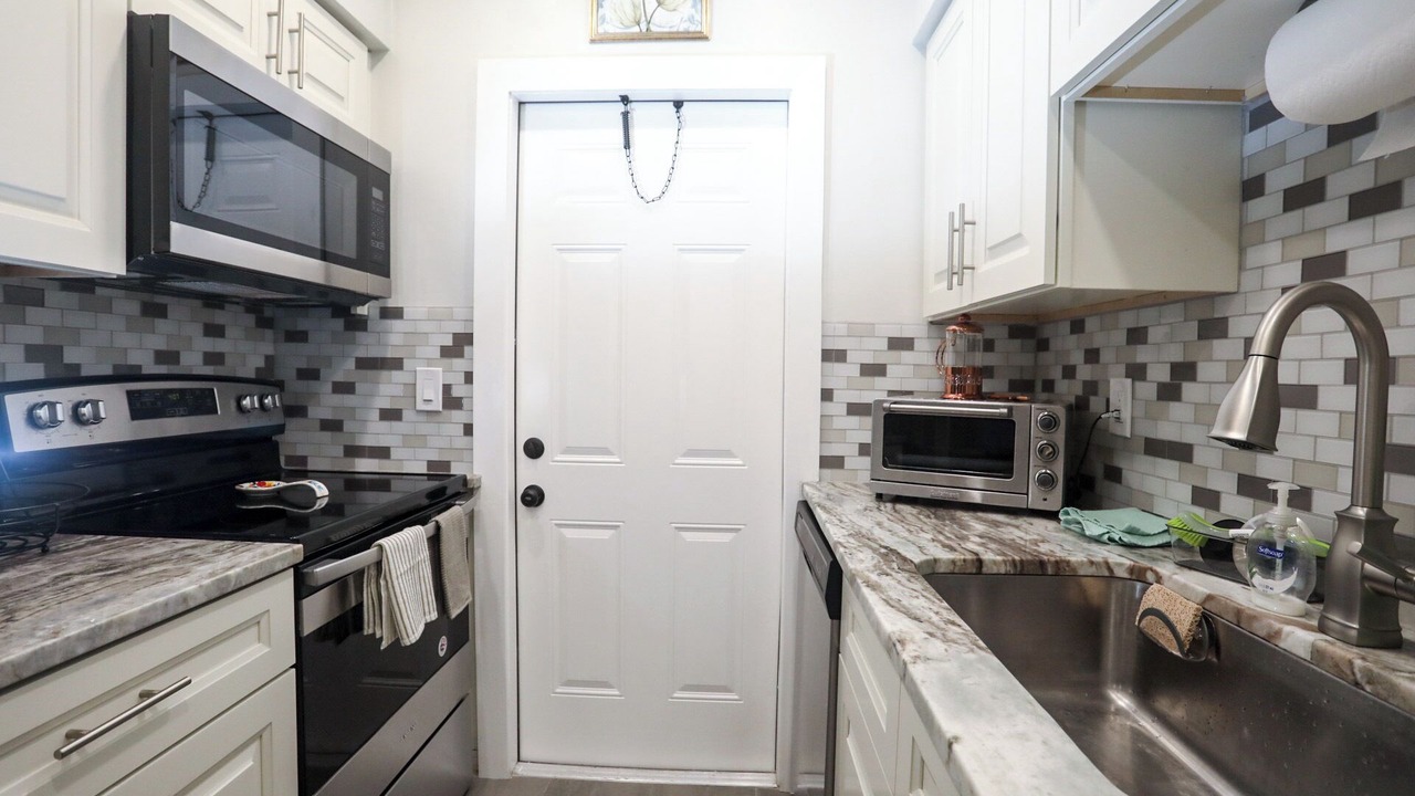 Photo of Kitchen in Royal Poinciana