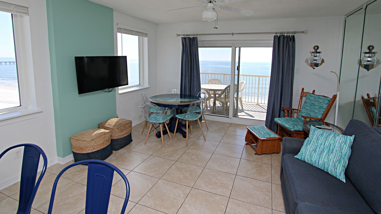 Photo of Livingroom in Ono Island