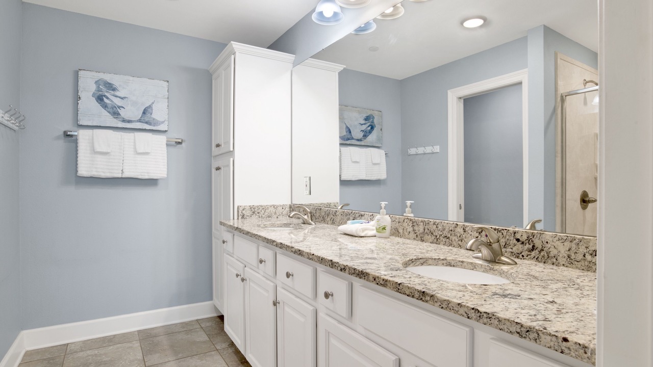Photo of Bathroom in Orange Beach