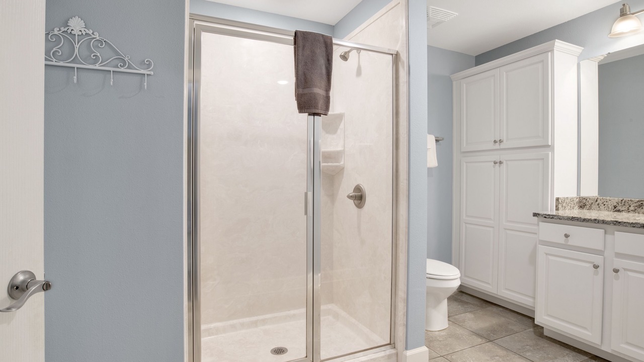 Photo of Bathroom in Orange Beach