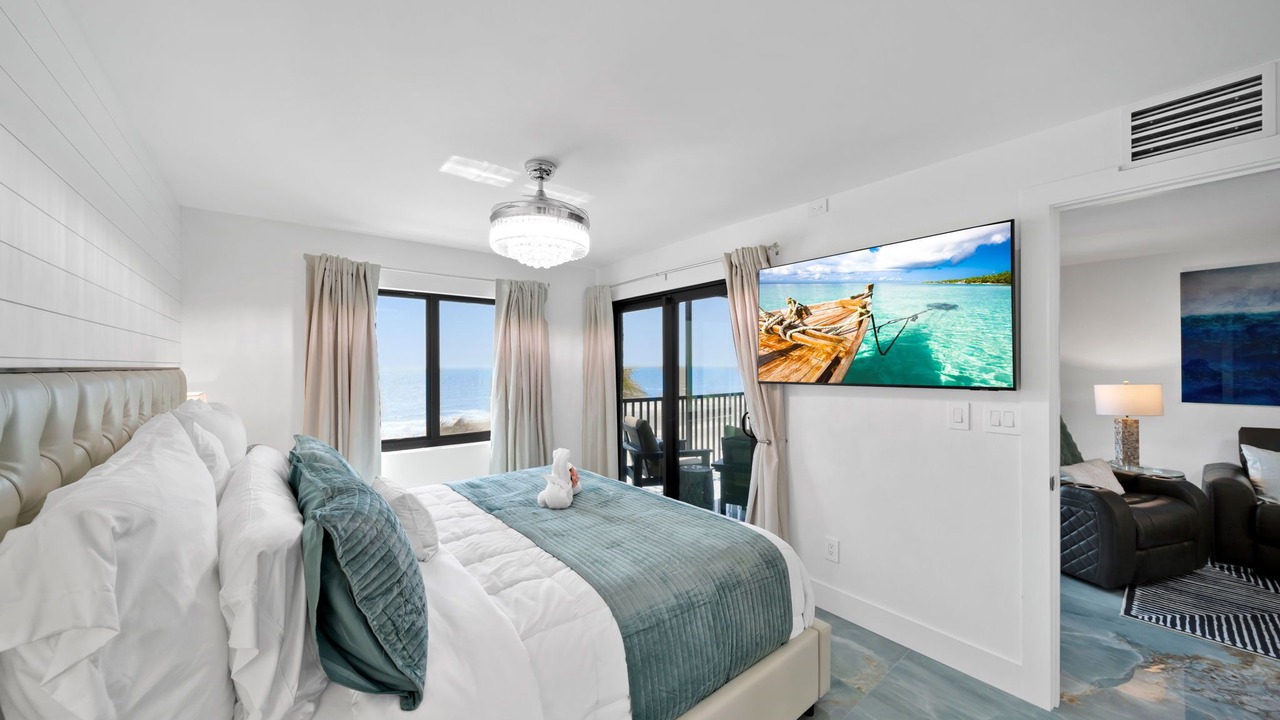 Photo of Bedroom in Mid Island