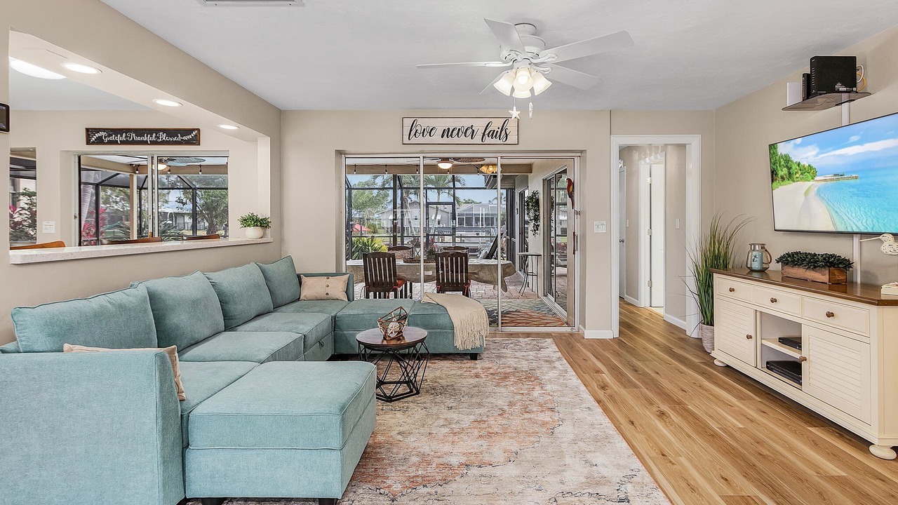Photo of Livingroom in Pelican