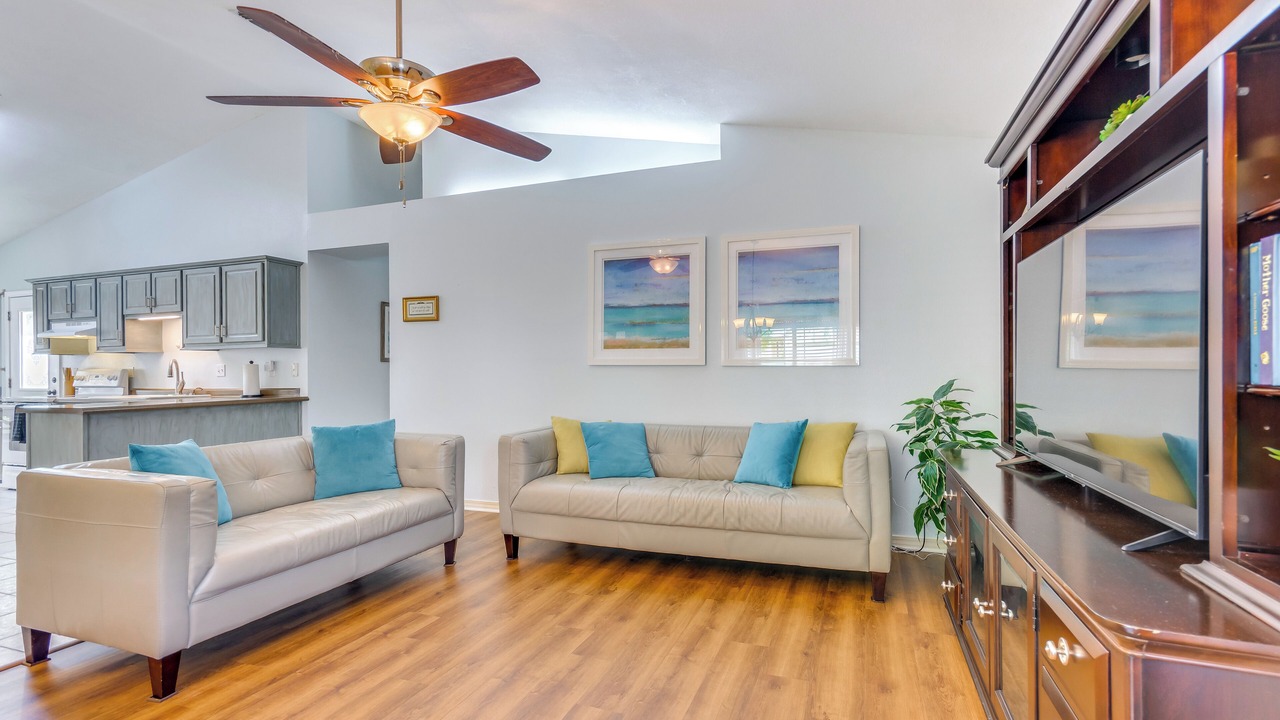 Photo of Bedroom in Northwest Pensacola