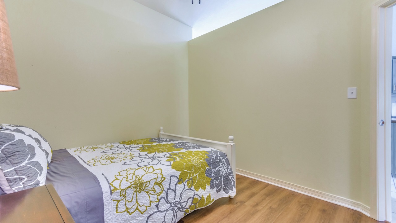 Photo of Bedroom in Northwest Pensacola