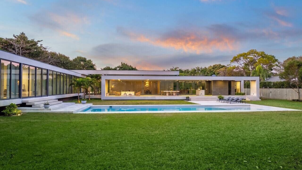 Photo of Outdoor in Pinecrest