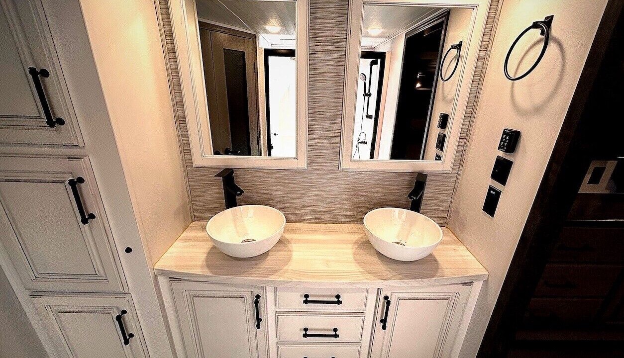 Photo of Bathroom in Reddick