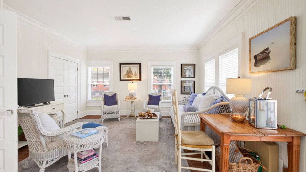 Photo of Livingroom in Biloxi