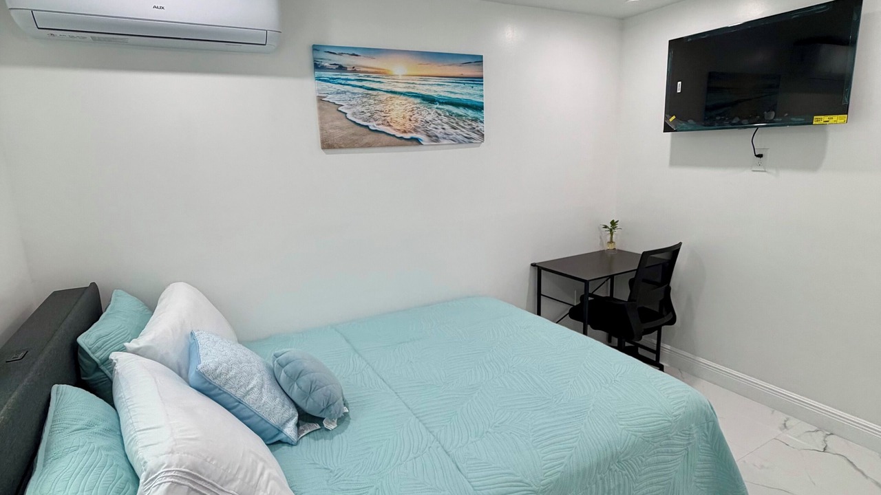 Photo of Bedroom in Homestead