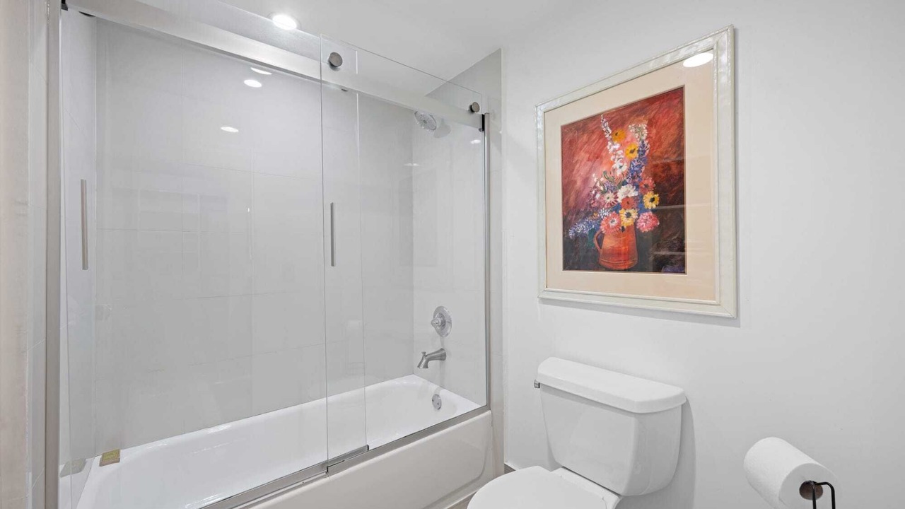 Photo of Bathroom in Aventura