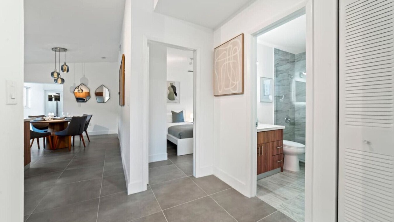 Photo of Bedroom in Hialeah