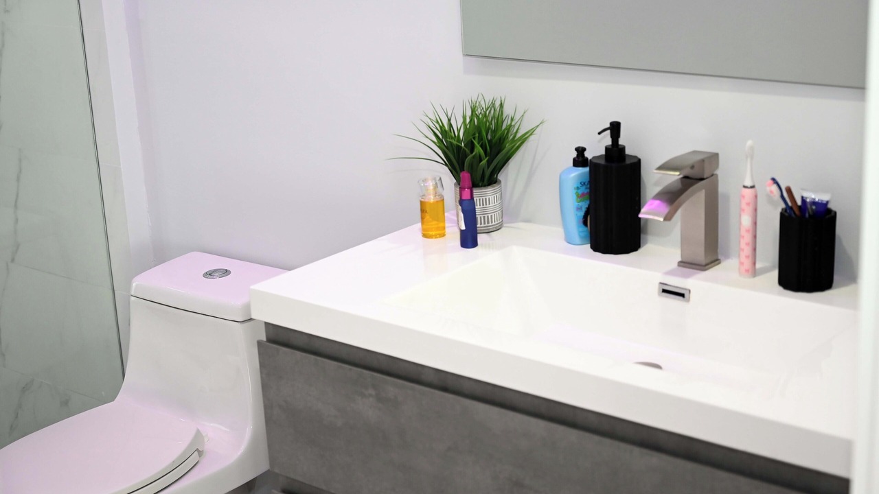 Photo of Bathroom in Ludlam