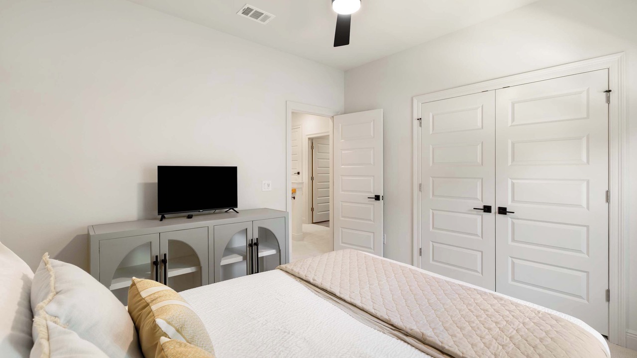 Photo of Bedroom in Ono Island