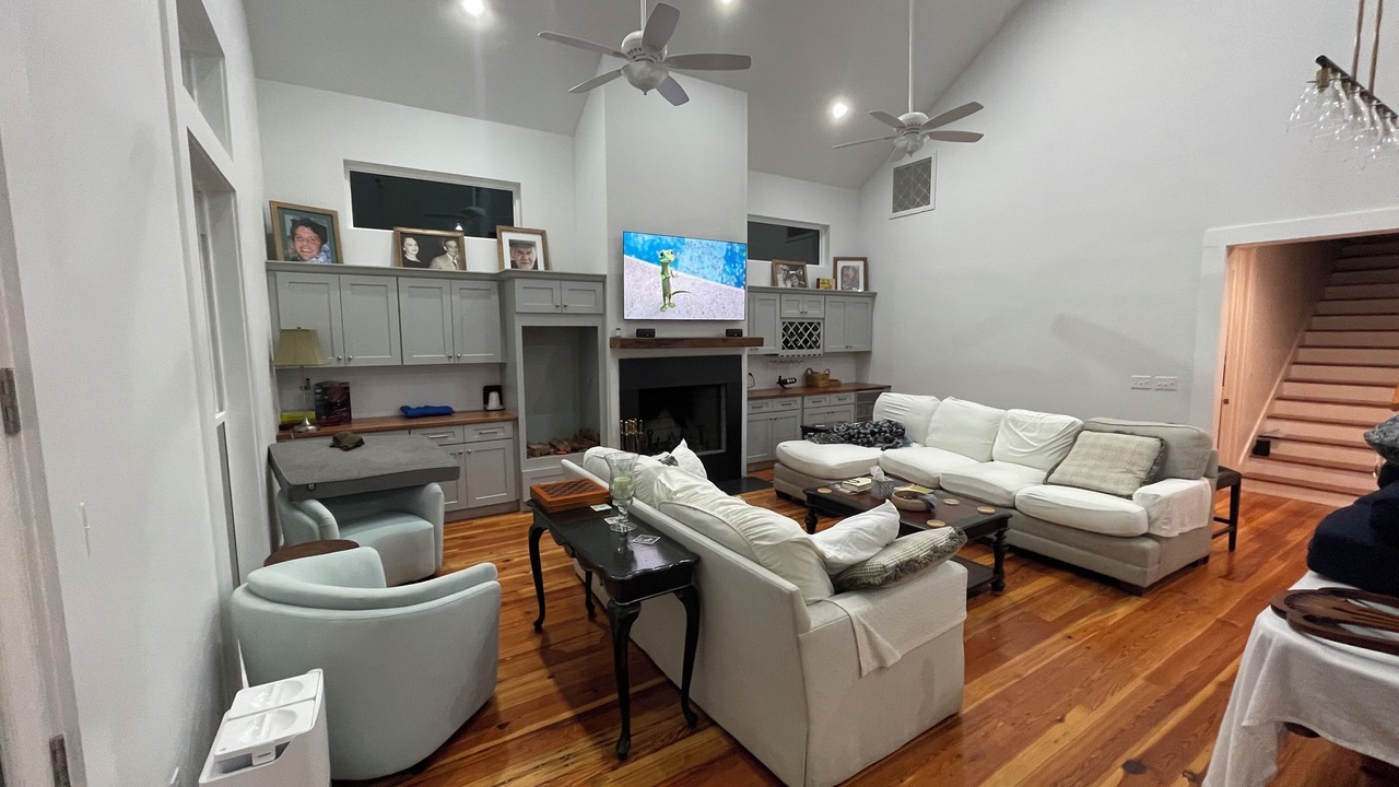 Photo of Livingroom in Pass Christian