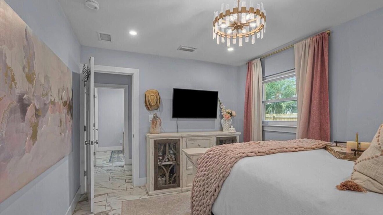 Photo of Bedroom in Pensacola
