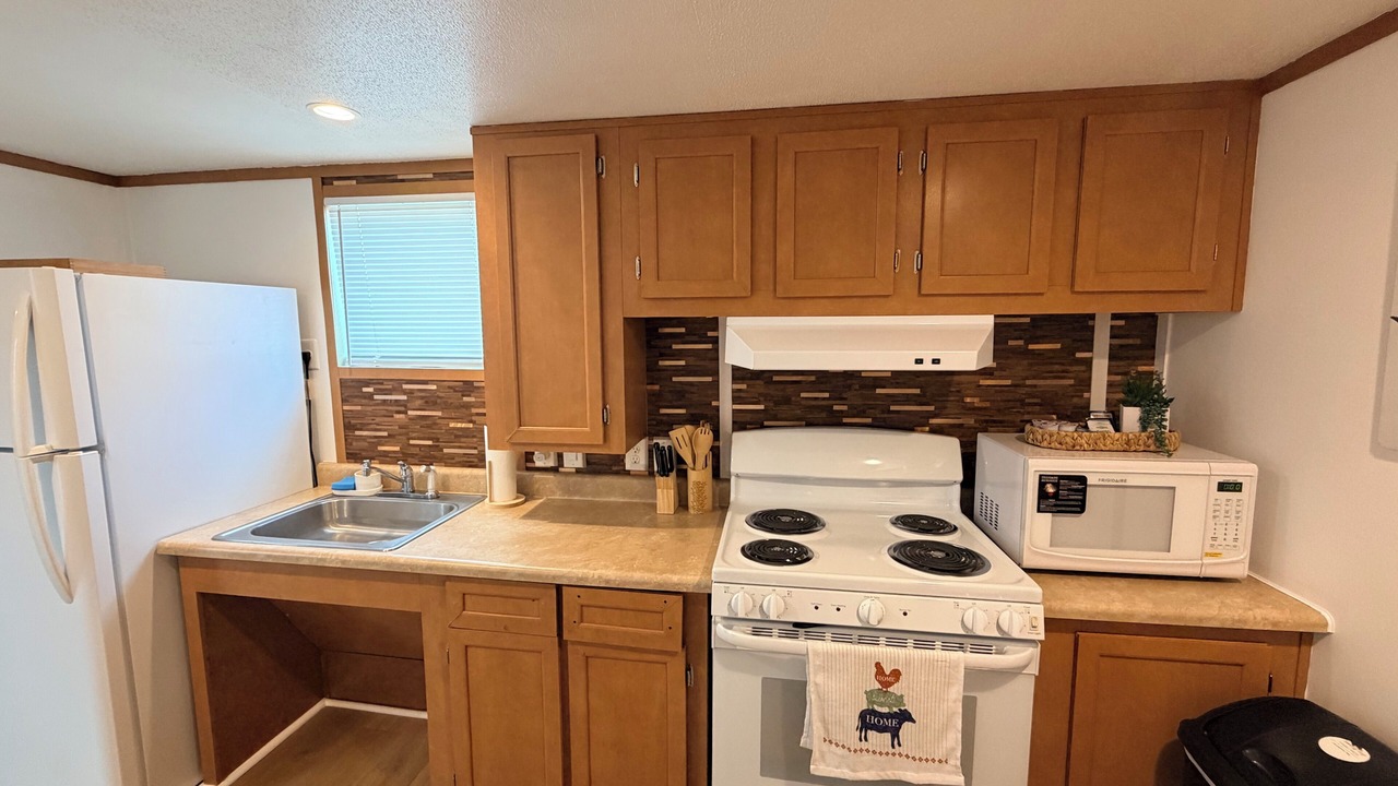 Photo of Kitchen in Suncoast Estates