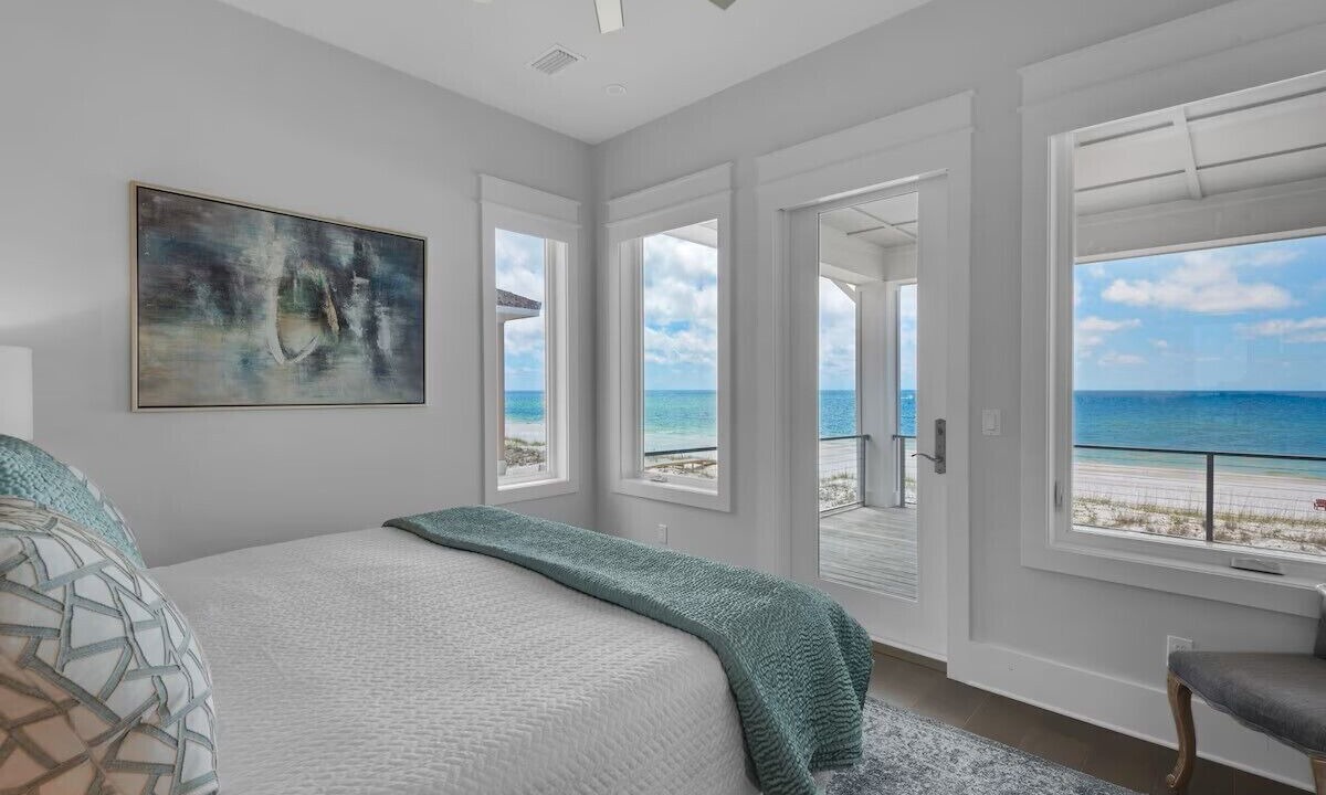 Photo of Bedroom in Pensacola Beach