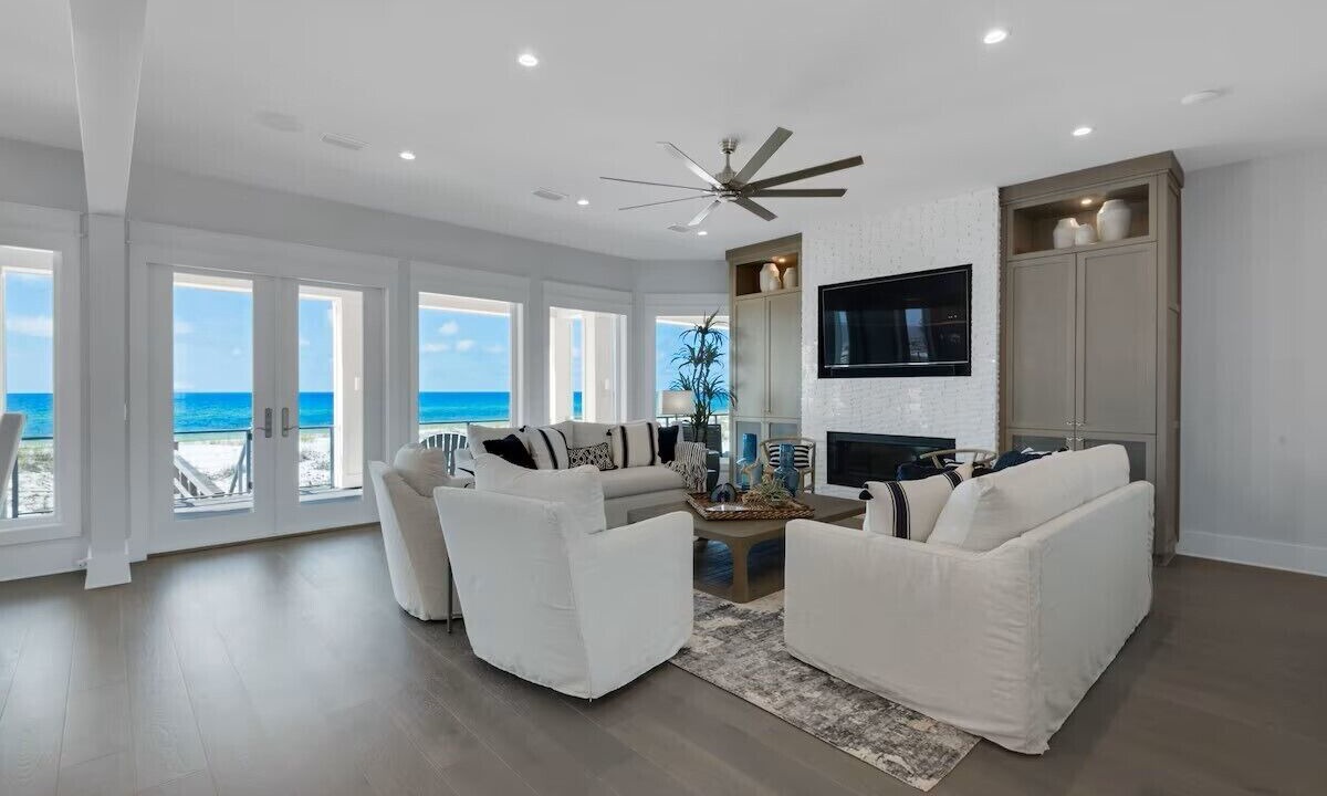 Photo of Livingroom in Pensacola Beach