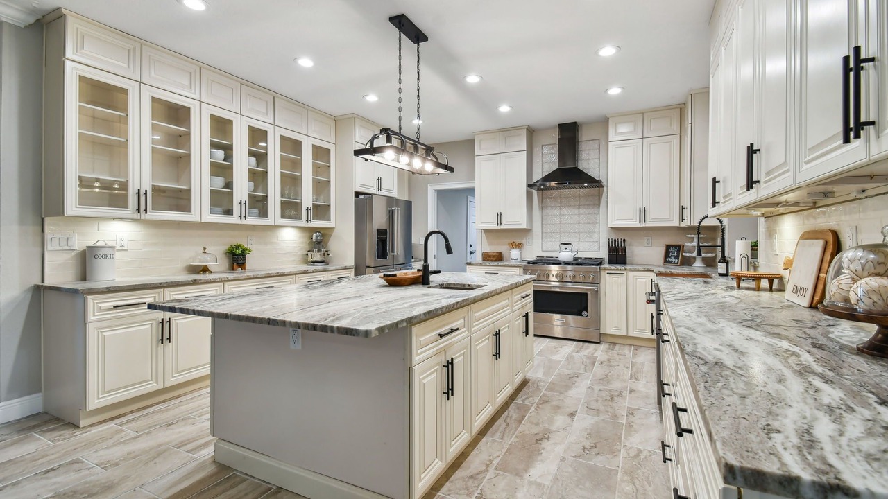 Photo of Kitchen in Lake Magdalene