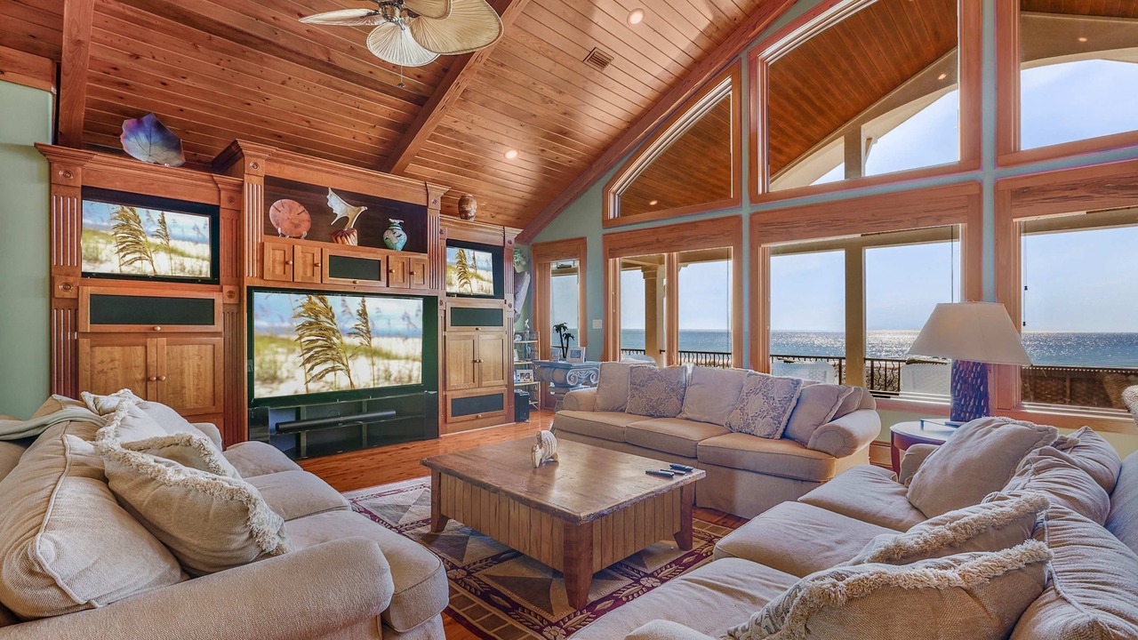 Photo of Livingroom in Orange Beach