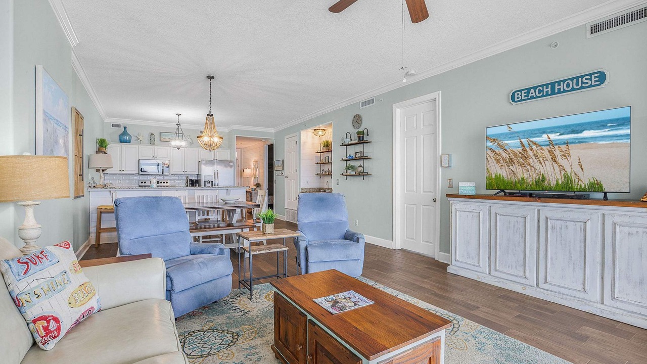 Photo of Livingroom in Orange Beach East