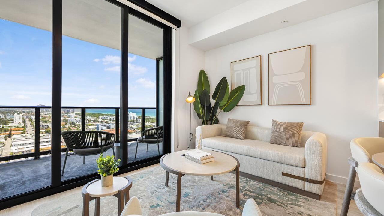 Photo of Livingroom in North Beach