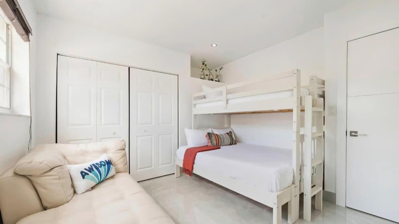 Photo of Bedroom in Palmetto Estates