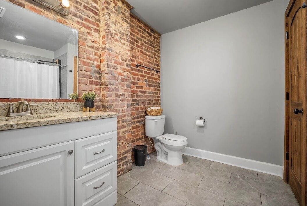 Photo of Bathroom in Central Business District