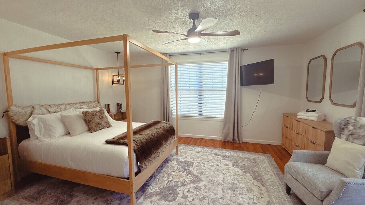 Photo of Bedroom in South Pensacola
