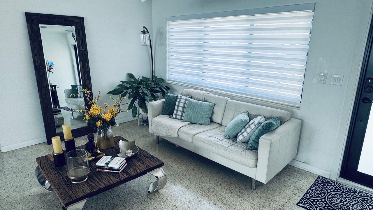 Photo of Livingroom in Cutler Bay