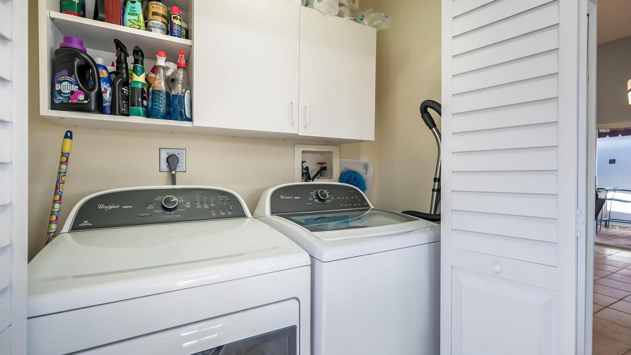 Photo of Bedroom in Ludlam