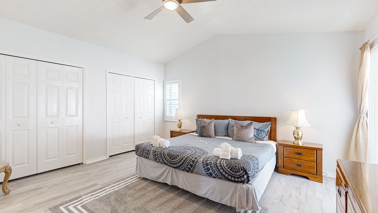 Photo of Bedroom in Loma Vista