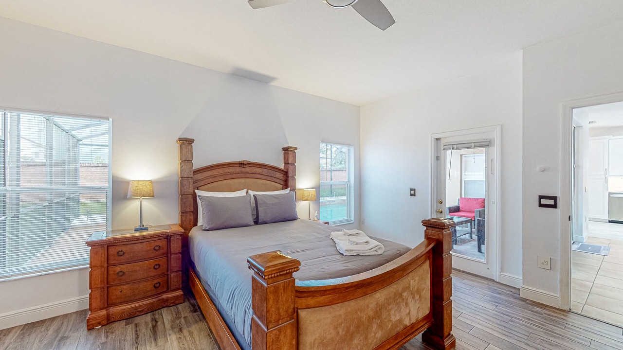 Photo of Bedroom in Crescent Lakes