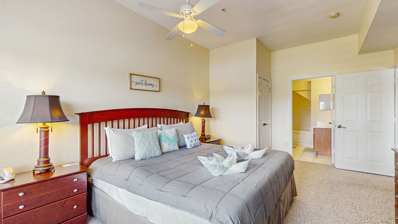 Photo of Bedroom in Venetian Bay Villages
