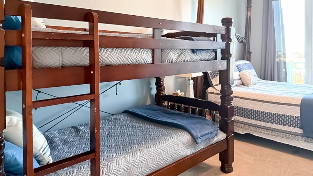 Photo of Bedroom in White Sands