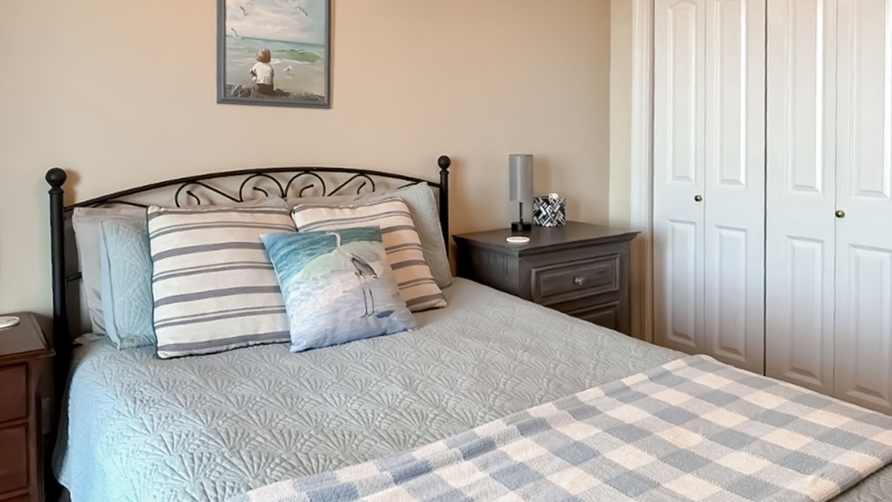 Photo of Bedroom in White Sands