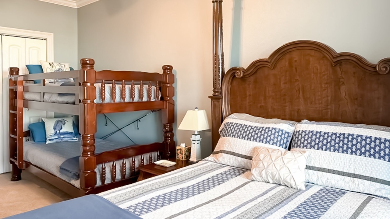 Photo of Bedroom in White Sands