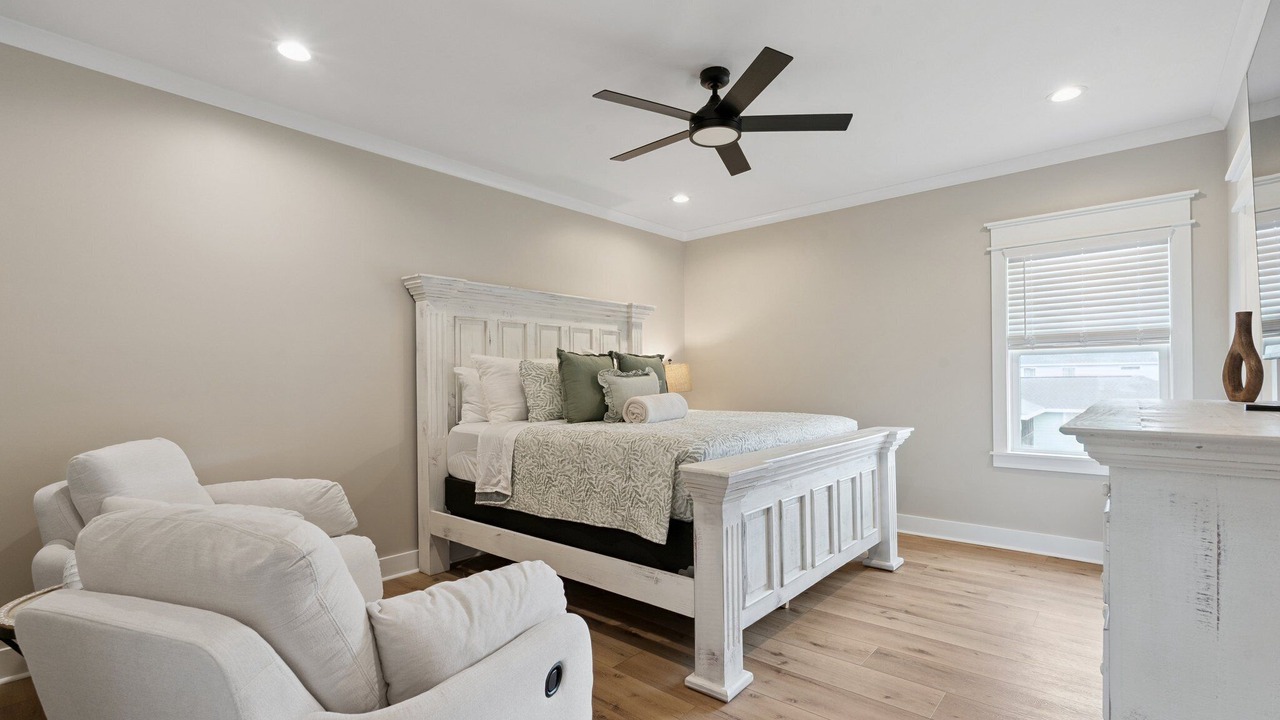 Photo of Bedroom in Shoreline Park