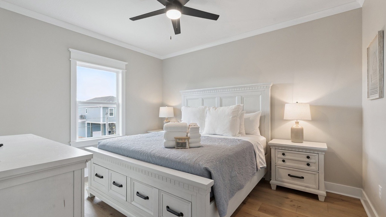 Photo of Bedroom in Shoreline Park