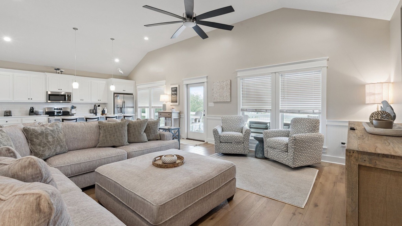 Photo of Livingroom in Shoreline Park
