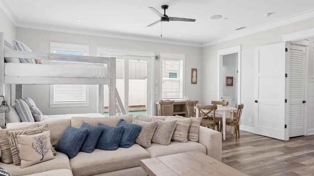 Photo of Livingroom in El Centro Beach