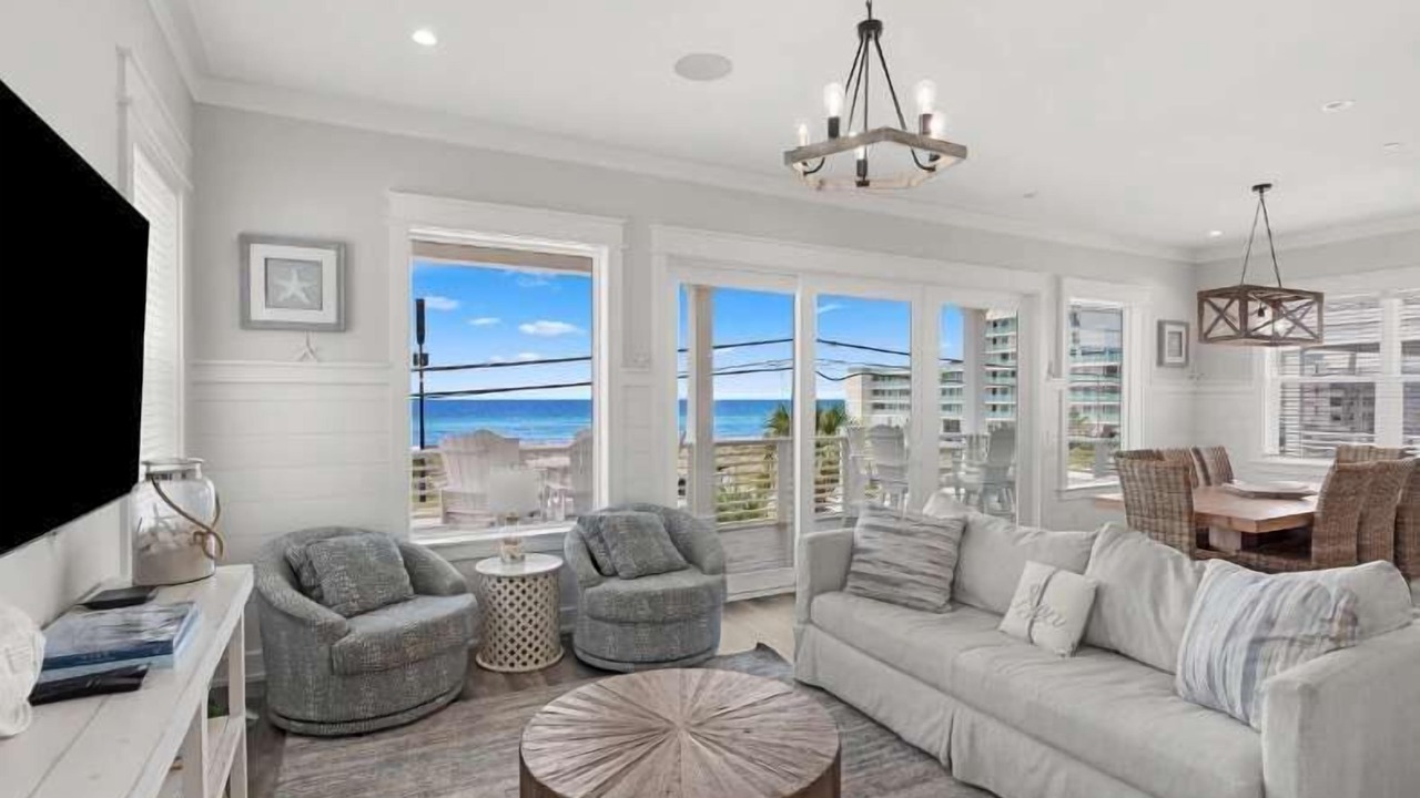 Photo of Livingroom in El Centro Beach