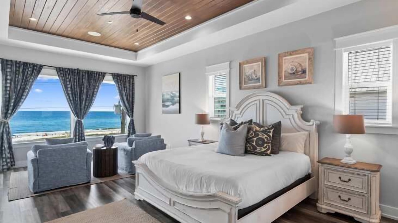 Photo of Bedroom in El Centro Beach